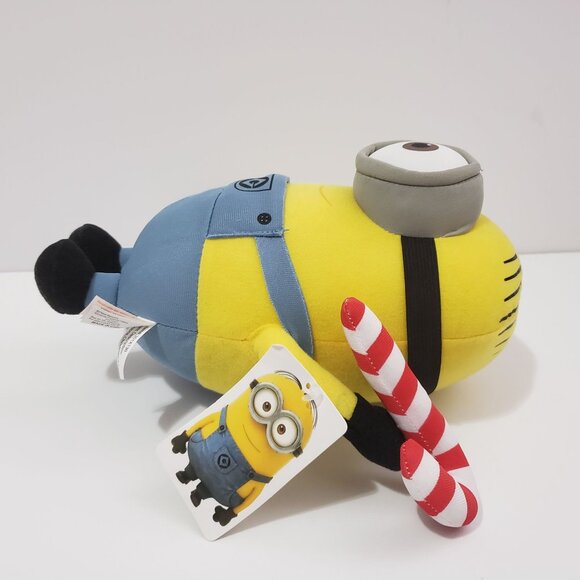 Despicable Me Minion Stuart Candy Cane Christmas Yellow Plush Soft Toy Factory - Picture 2 of 13